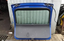 Крышка багажника для Skoda Octavia 2003 года на фотографиях