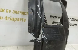 Подкрылок передний правый для BMW X3 2021 года на фотографиях