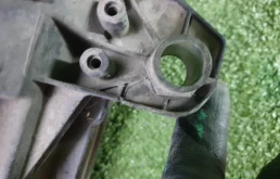 Крышка форсунки фароомывателя левая для Mercedes-Benz C class на фотографиях