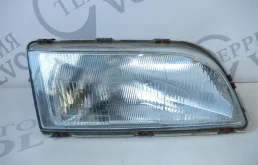 Фара правая для Volvo S40 2000 года на фотографиях