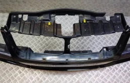 Бампер передний для Suzuki Grand Vitara 2015 года на фотографиях