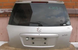 Крышка багажника для Suzuki SX4 2008 года на фотографиях