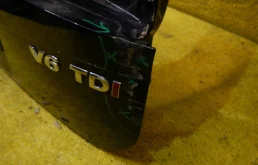 Дверь багажника для Volkswagen Touareg 2010 года на фотографиях