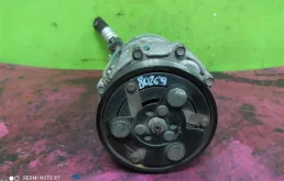 Компрессор кондиционера для Skoda Octavia 2002 года на фотографиях