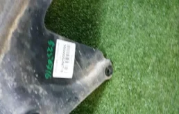 Подкрылок передний правый для BMW 5er 2023 года на фотографиях