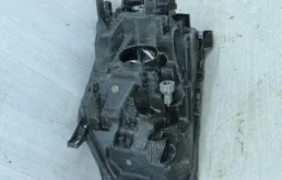 Фонарь правый для Nissan X-Trail 2021 года на фотографиях