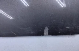 Накладка двери багажника для Volkswagen Touareg 2012 года на фотографиях