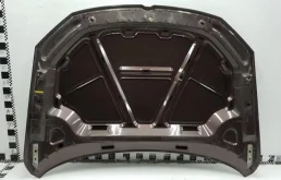 Капот для Volkswagen Jetta 2007 года на фотографиях