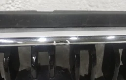 Решетка переднего бампера для Volvo XC90 2017 года на фотографиях