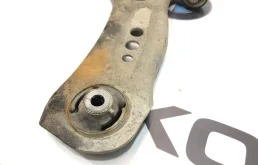Рычаг передний левый нижний для Skoda Octavia 2017 года на фотографиях