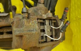 Подрамник двигателя для Mercedes-Benz S class 1998 года на фотографиях