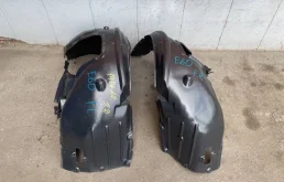 Подкрылок передний левый для BMW 5er 2005 года на фотографиях