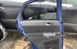 Дверь задняя левая для Volvo S40 2011 года на фотографиях