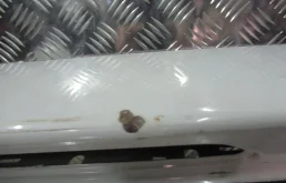 Крышка багажника для Volkswagen Passat 2013 года на фотографиях