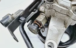 Насос ГУР для Kia Rio 2017 года на фотографиях