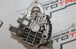 Генератор для Mitsubishi Lancer 2001 года на фотографиях