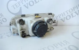 Фара правая для Volvo S40 2000 года на фотографиях