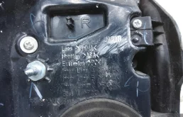 Фонарь внешний правый для Toyota Land Cruiser 2018 года на фотографиях