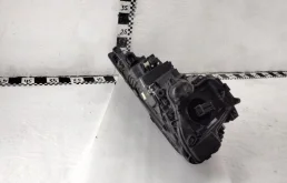 Фара левая для Audi Q8 на фотографиях