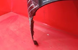 Крыло правое для Lexus RX 2004 года на фотографиях