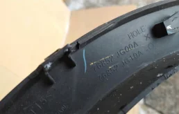 Расширитель арок передний правый для Nissan X-Trail 2008 года на фотографиях