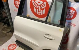 Дверь задняя левая для Volkswagen Tiguan 2007 года на фотографиях