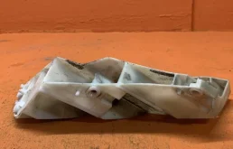 Усилитель переднего бампера для Infiniti QX 2014 года на фотографиях