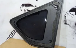 Стекло двери заднее левое для Toyota RAV4 2014 года на фотографиях