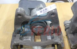 Суппорт задний левый для Volkswagen Passat на фотографиях