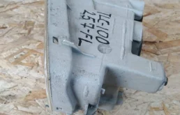 Фары для Toyota Land Cruiser 1999 года на фотографиях