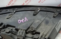 Фары для Volvo S80 2016 года на фотографиях