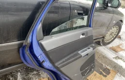 Дверь задняя левая для Volvo S40 2011 года на фотографиях