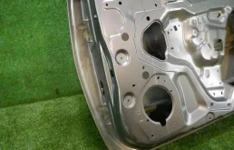 Дверь передняя правая для Nissan X-Trail 2016 года на фотографиях