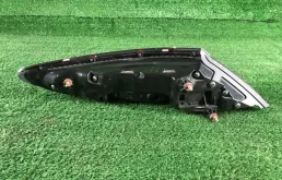 Фонарь правый для Mercedes-Benz S class 2018 года на фотографиях