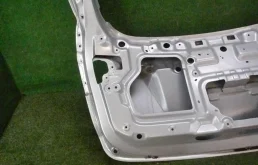 Крышка багажника для Hyundai ix35 2012 года на фотографиях