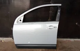 Дверь  передняя левая для Nissan Qashqai J10 2006-2013