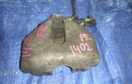 Суппорт передний правый для Audi A4 на фотографиях