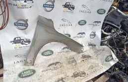 Крылья для Volvo S80 2015 года на фотографиях