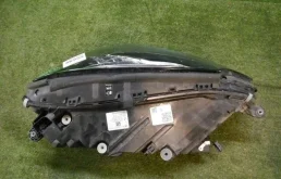 Фара левая для Mercedes-Benz S class 2018 года на фотографиях