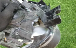 Фара левая для Nissan Juke 2017 года на фотографиях