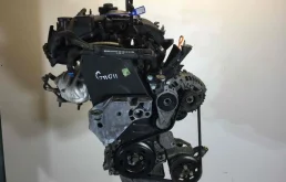 Двигатель для Skoda Octavia 1997 года на фотографиях