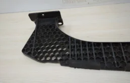 Усилитель бампера задний нижний для Hyundai ix35 на фотографиях