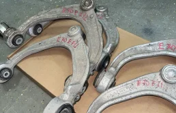 Рычаг передний левый верхний для BMW X5 на фотографиях