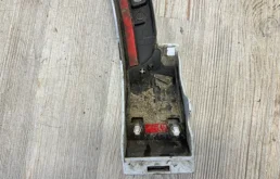 Расширитель арок передний правый для Audi Q3 2011 года на фотографиях