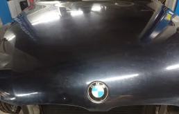 Капот для BMW 5er 2006 года на фотографиях