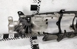 Панель радиатора (телевизор) для Porsche Macan на фотографиях