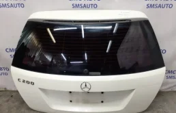 Крышка багажника для Mercedes-Benz C class 2010 года на фотографиях