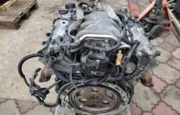 Двигатель для Mercedes-Benz C class 2001 года на фотографиях