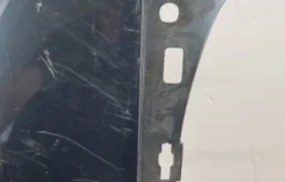 Крылья для Volkswagen Touareg 2002 года на фотографиях