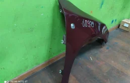 Крыло правое для Skoda Fabia 2011 года на фотографиях